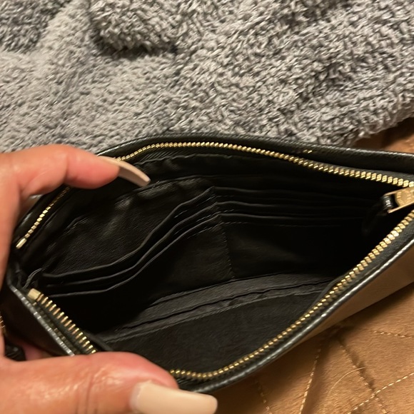 COPY - Coach Large Zip Wristlet - Picture 4 of 4